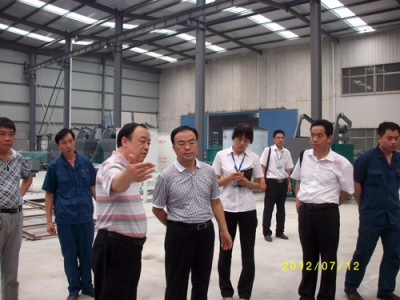2012.7.12日李國(guó)忠教授到我公司參觀考察、指導(dǎo)工作