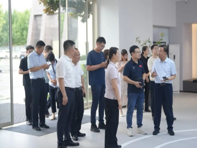 綠色建材產(chǎn)業(yè)鏈融鏈固鏈再發(fā)力！哈工大王代玉教授一行蒞臨天意機(jī)械、卓越精工考察調(diào)研