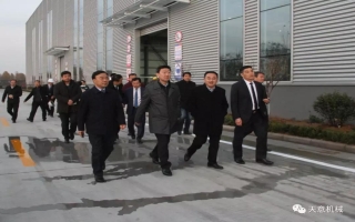 山東省住建廳黨組成員、副廳長張曉海蒞臨天意機(jī)械調(diào)研指導(dǎo)